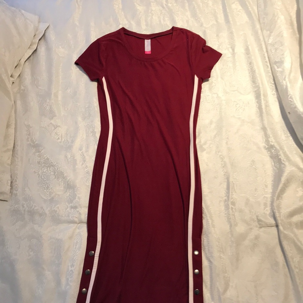 Maroon t shirt bodycon dress